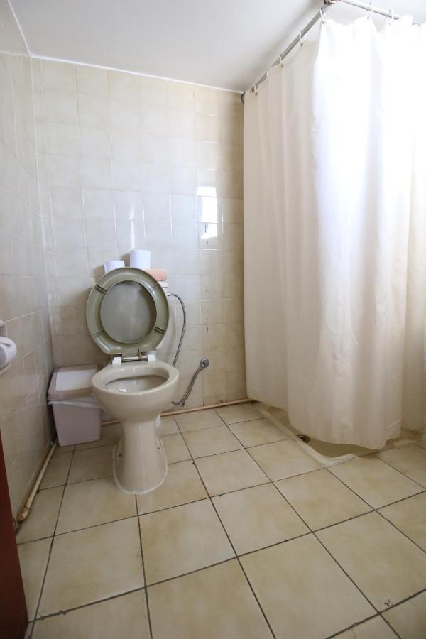 Kings Annex Aparthotel Пафос Екстериор снимка