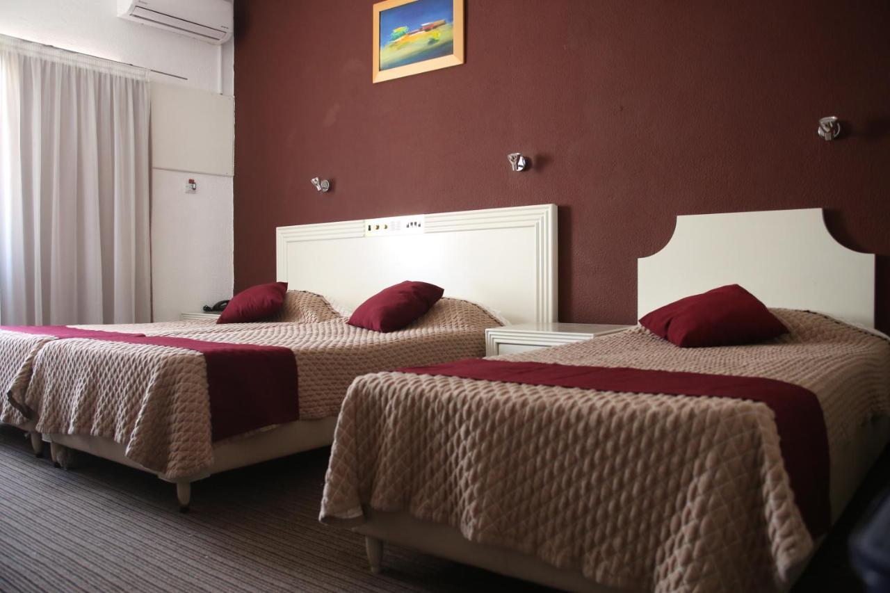 Kings Annex Aparthotel Пафос Екстериор снимка